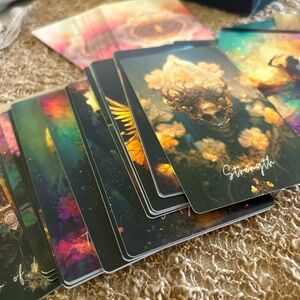 Beautiful Lune de L’Univers Tarot deck and booklet